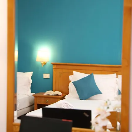 Lvg Collection - Majestic ホテル 4*