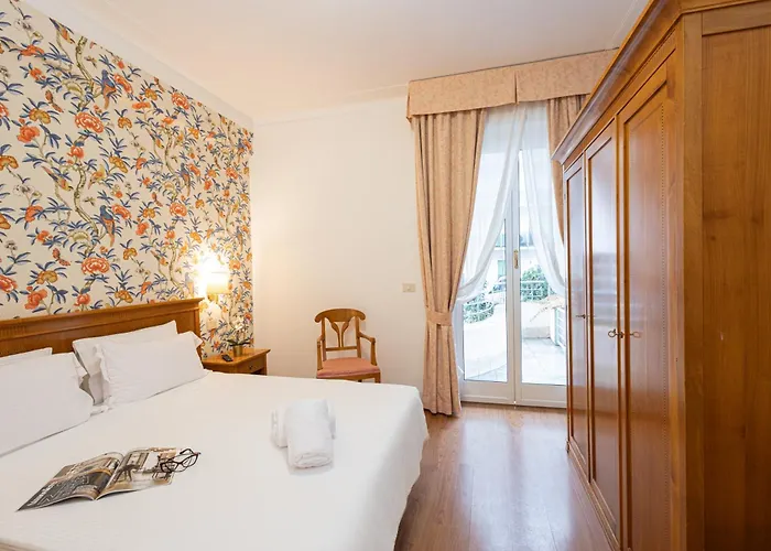 酒店 Lvg Collection - Majestic 4*