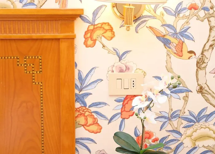 Lvg Collection - Majestic 4*