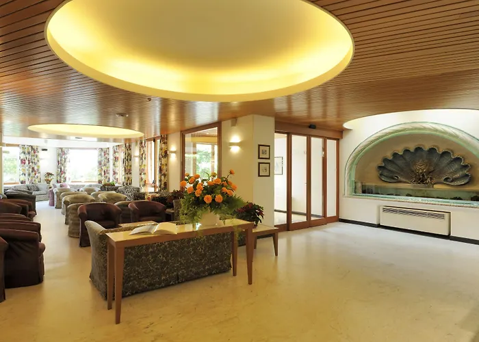 Lvg Collection - Majestic 酒店