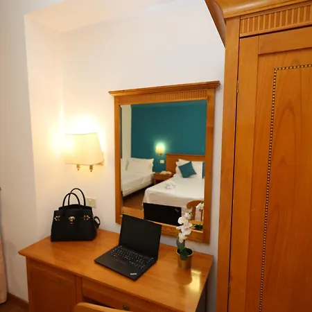 Hotel Lvg Collection - Majestic