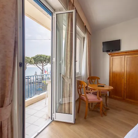 Lvg Collection - Majestic 4* Alassio