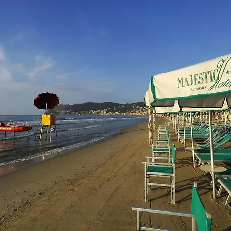 Hotell Lvg Collection - Majestic 4*