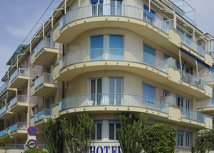 Lvg Collection - Majestic 4*