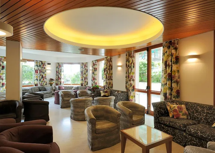 Hotel Lvg Collection - Majestic 4*