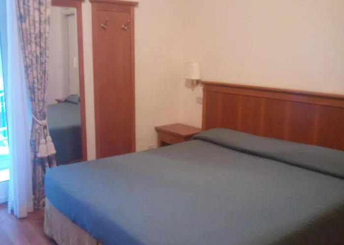 Lvg Hotel Collection - Majestic Отель Алассио