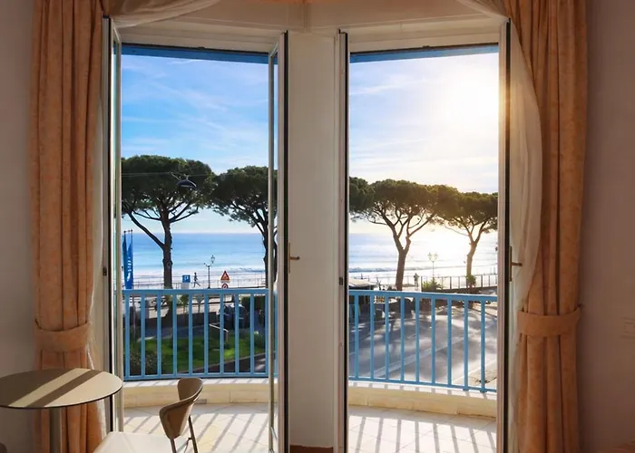 ホテル Lvg Collection - Majestic 4*